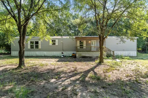 818 SE County Road 2260, Corsicana, TX 75109