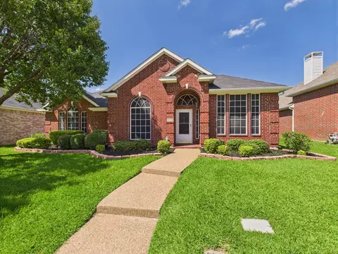1197 Pleasant Oaks Dr, Lewisville, TX 75067