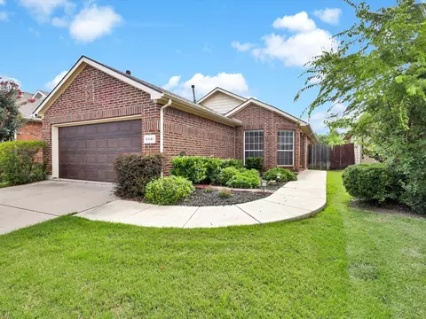 5941 Missy Ln, Fort Worth, TX 76131