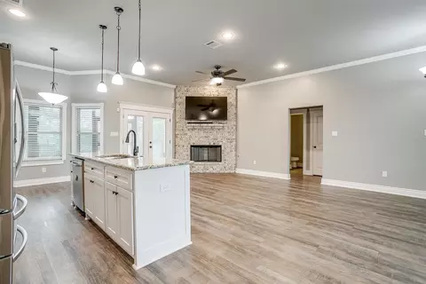 8228 Bruntsfield Loop Dr, Cleburne, TX 76033 photo 18