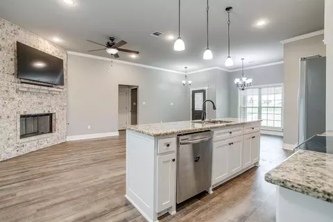 8228 Bruntsfield Loop Dr, Cleburne, TX 76033 photo 19