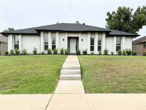 1722 Brighton Dr, Carrollton, TX 75007