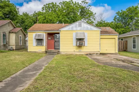 2628 Townsend Dr, Fort Worth, TX 76110