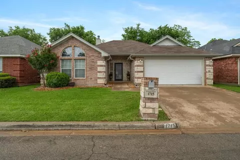 1715 Sully Ct, Stephenville, TX 76401