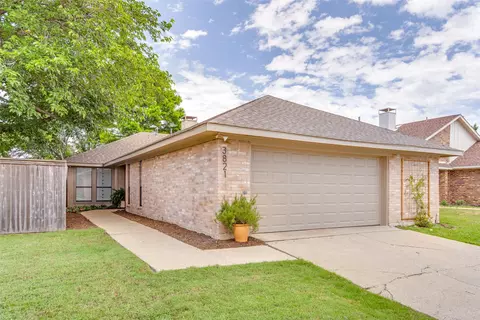 3821 Sailmaker Ln, Plano, TX 75023