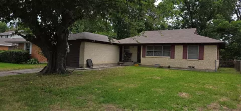 2245 Highwood Dr, Dallas, TX 75228