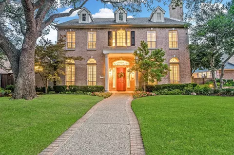 5932 Royal Palm Dr, Plano, TX 75093