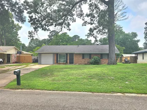 9474 Poinsetta Dr, Shreveport, LA 71118