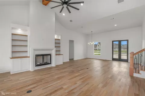 Living - 45 Turtle Creek Dr, Benton, LA 71006 photo 3 of 5