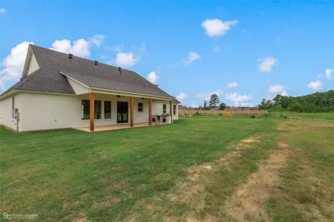 Exterior - 45 Turtle Creek Dr, Benton, LA 71006 photo 4 of 6