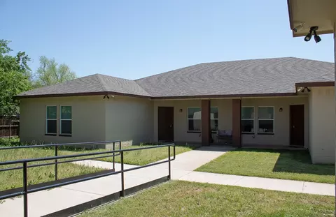 1522 N Ruddell St, Denton, TX 76209
