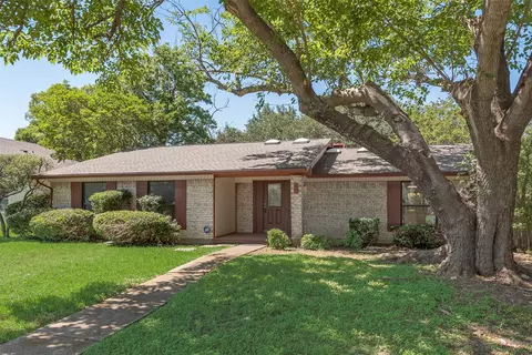 43 Merrie Cir, Richardson, TX 75081