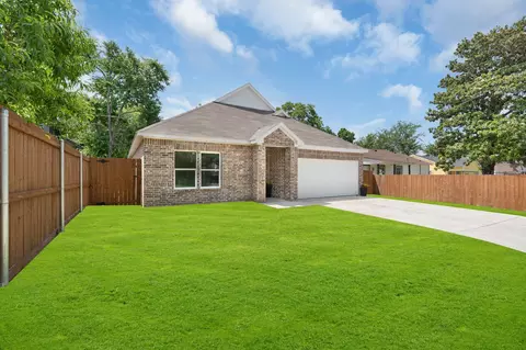 1722 Marfa Ave, Dallas, TX 75216