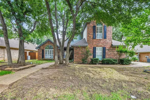 9228 Winslow Ct, North Richland Hills, TX 76182