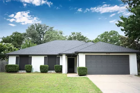 2814 Tumbleweed Trl, Grapevine, TX 76051