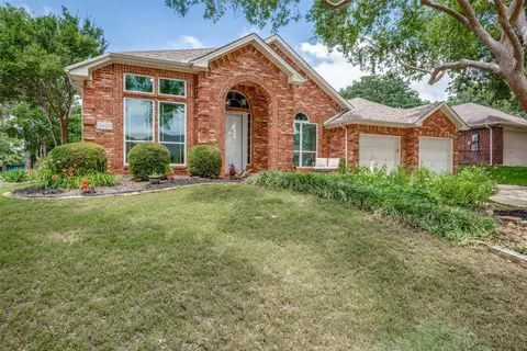 2925 Custer Dr, Corinth, TX 76210