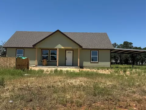 1013 Brown Ct, Poolville, TX 76487