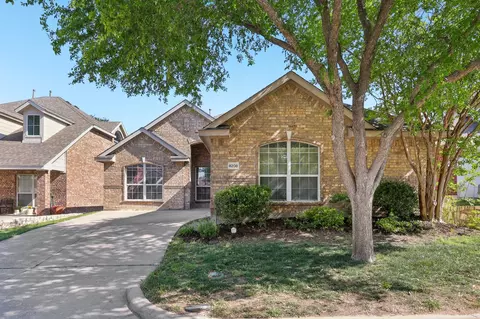 8208 Lonesome Spur Trl, Mckinney, TX 75070