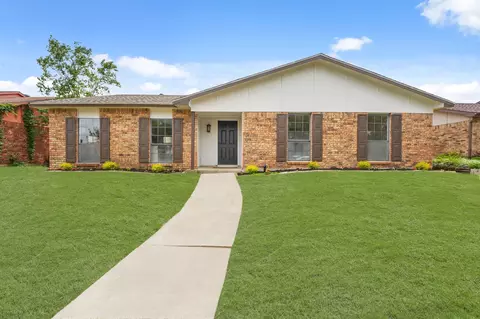 7606 Ashcrest Ln, Dallas, TX 75249