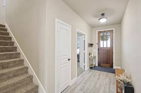Entry Way - 9117 Conroe Dr, Argyle, TX 76226 photo 1 of 2