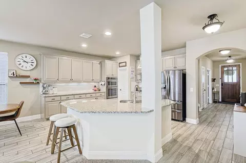 Kitchen - 9117 Conroe Dr, Argyle, TX 76226 photo 1 of 4