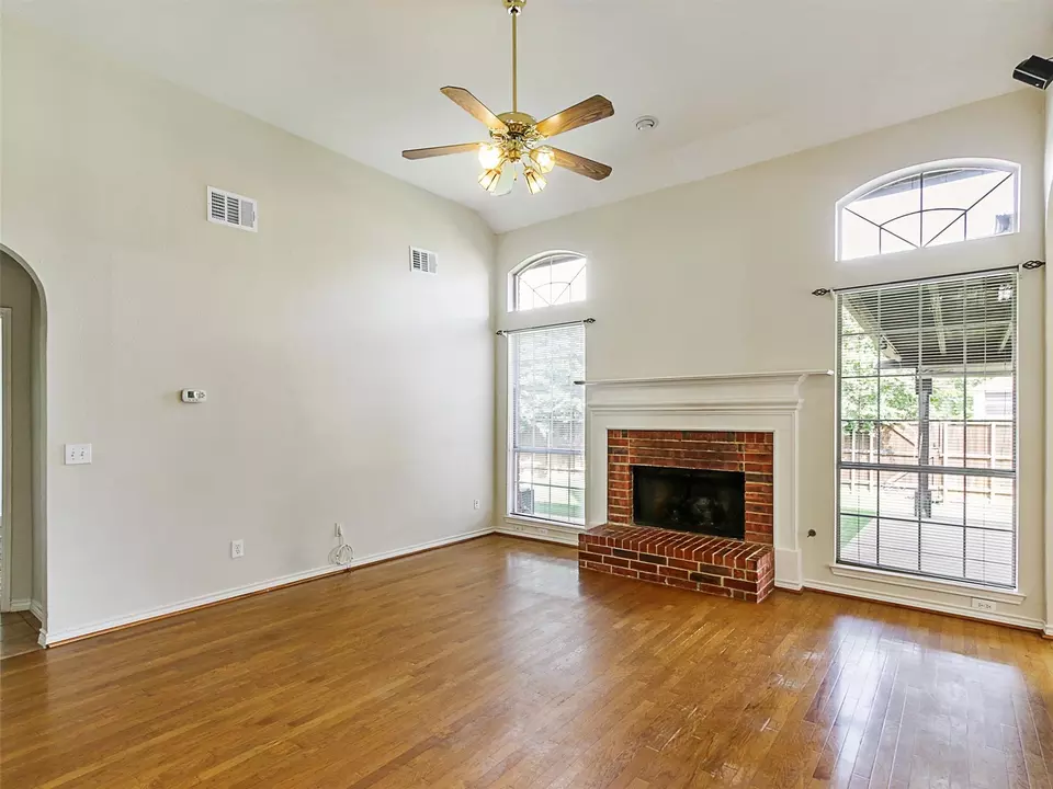Living - 2302 Breaker Ct, Mckinney, TX 75072 photo 7 of 12