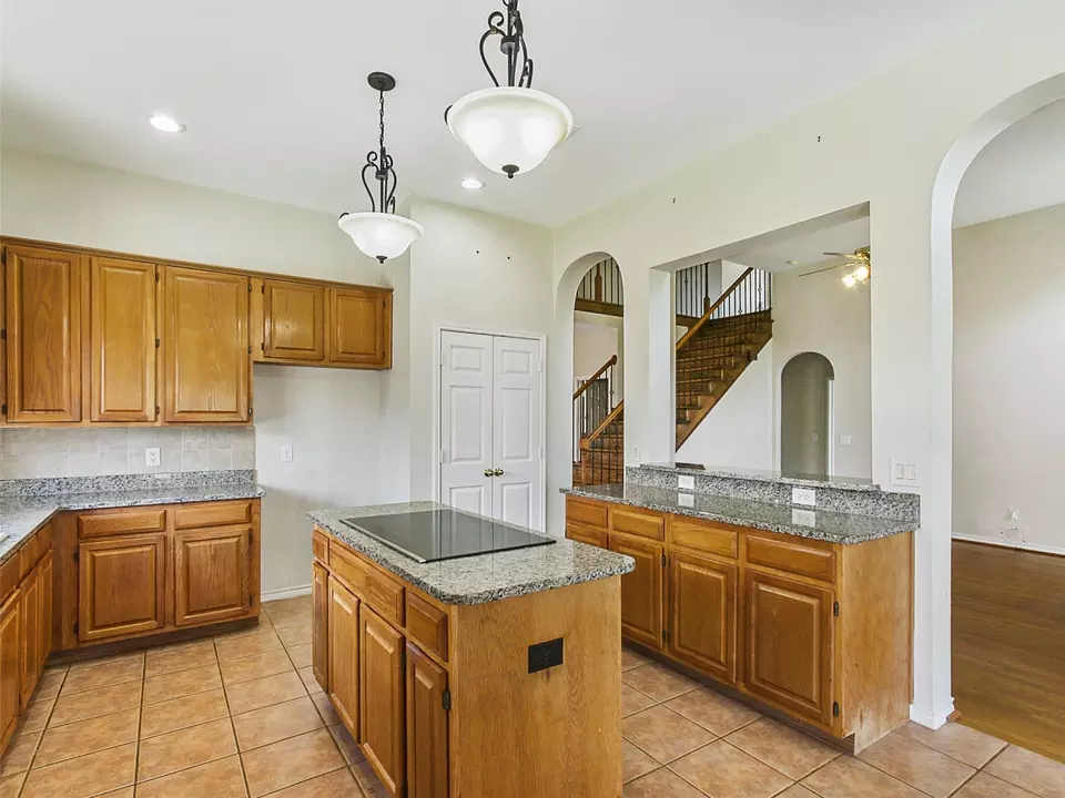 Kitchen - 2302 Breaker Ct, Mckinney, TX 75072 photo 4 of 6