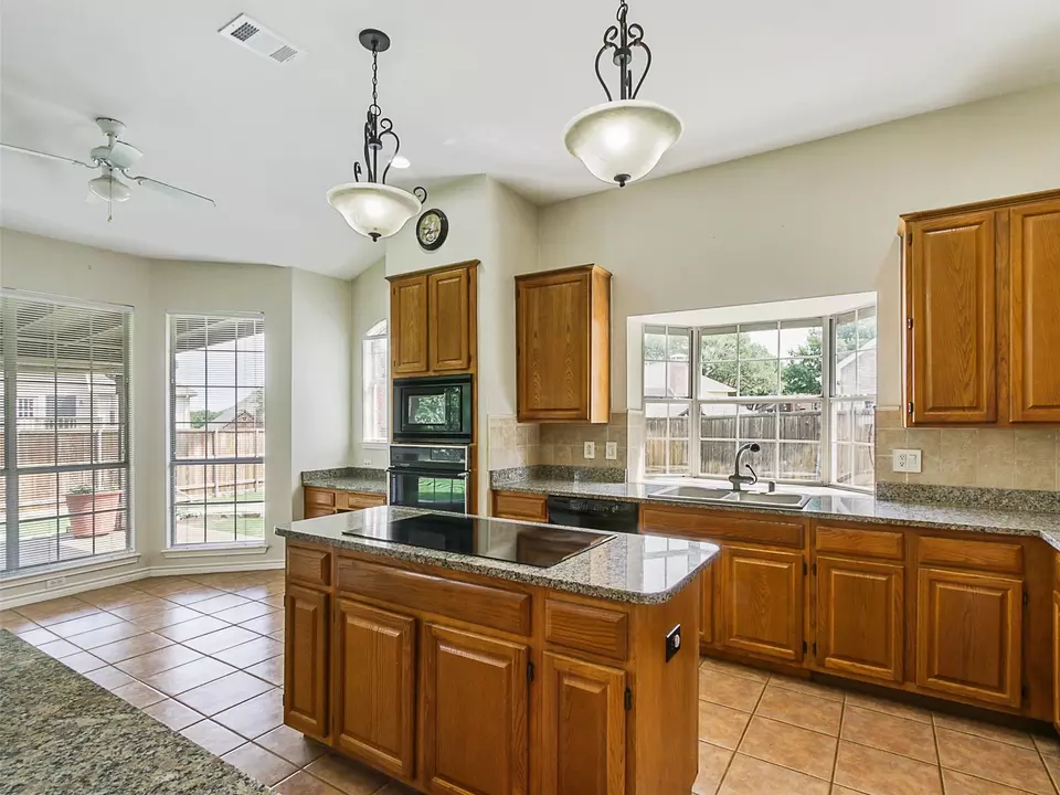 Kitchen - 2302 Breaker Ct, Mckinney, TX 75072 photo 2 of 6
