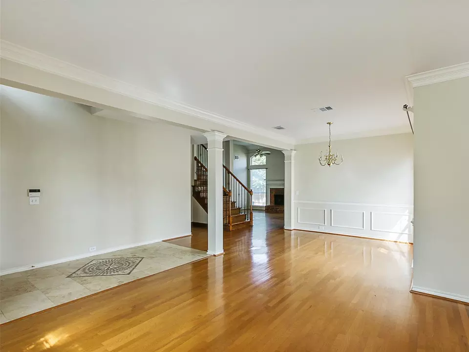 Living - 2302 Breaker Ct, Mckinney, TX 75072 photo 3 of 12