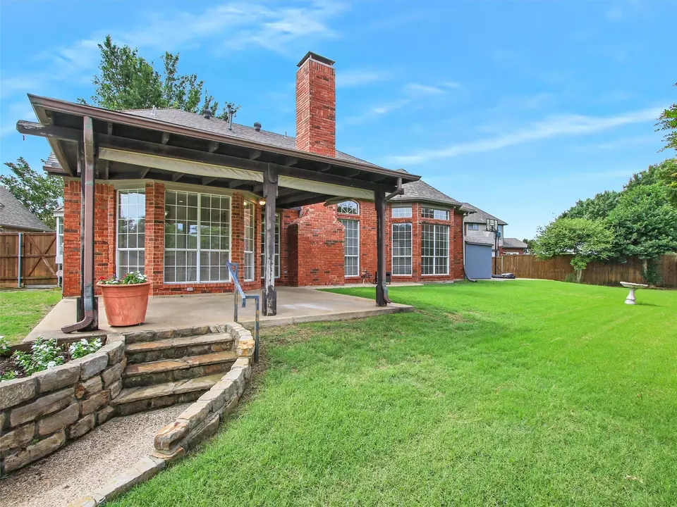 Exterior - 2302 Breaker Ct, Mckinney, TX 75072 photo 6 of 7