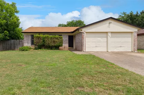 6003 Springwood Dr, Arlington, TX 76001