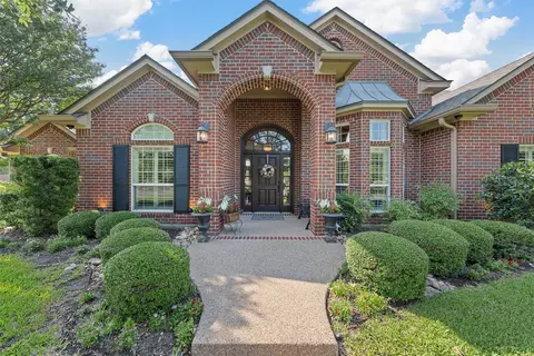 Exterior - 2010 Rustic Trl, Mcgregor, TX 76657 photo 2 of 7
