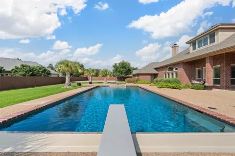 Exterior - 2010 Rustic Trl, Mcgregor, TX 76657 photo 7 of 7