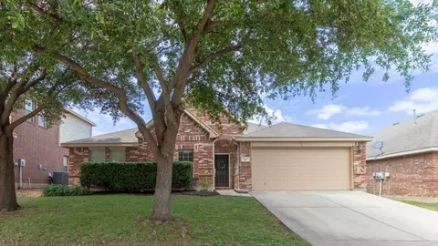 1425 Missionary Ridge Trl, Fort Worth, TX 76131