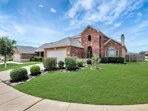 4013 Vista Greens Dr, Fort Worth, TX 76244