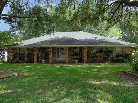 2523 Brownlee Rd, Bossier City, LA 71111