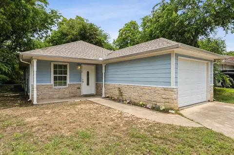 1113 E Jones St, Sherman, TX 75090