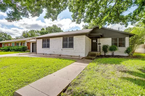 4817 Waldron Ave, Fort Worth, TX 76133