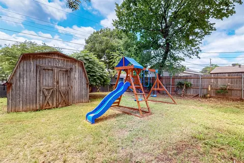 409 Fleming Dr, Hurst, TX 76053 photo 31