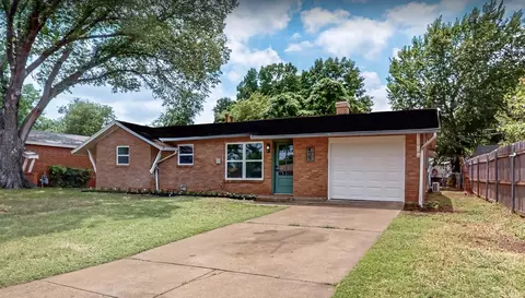 409 Fleming Dr, Hurst, TX 76053