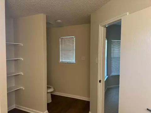 Entry Way - 195 Rolling Ct, Lancaster, TX 75146 photo 3 of 3