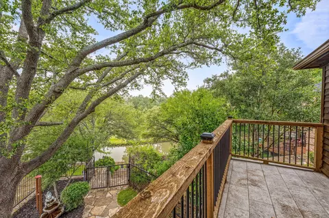 4904 Fairway Place Ct, Granbury, TX 76049