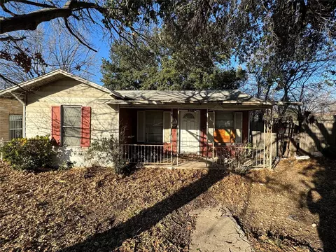 3724 S Fwy, Fort Worth, TX 76110