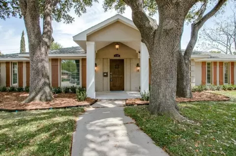 1902 Green Oaks Dr, Irving, TX 75061