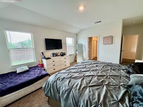 Bedroom - 1013 Euston St, Denton, TX 76209 photo 2 of 5