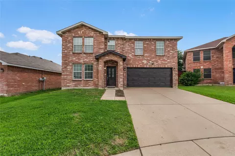 8002 Stowe Springs Ln, Arlington, TX 76002