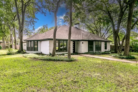 1103 Teakwood Dr, Duncanville, TX 75137