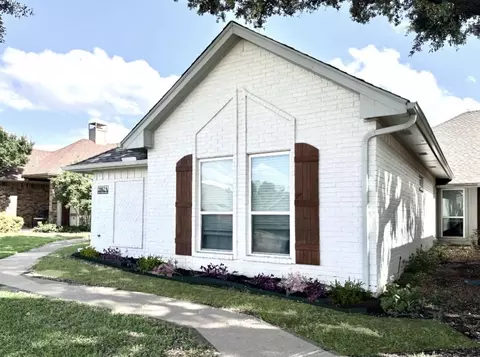 2062 Arbor Creek Dr #A, Carrollton, TX 75010