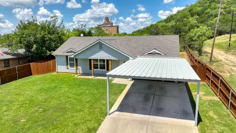 209 NE 6th Ave, Mineral Wells, TX 76067