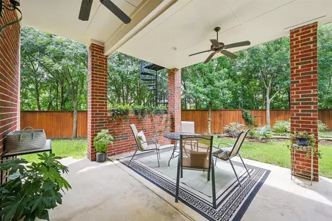 1190 Bonham Pkwy, Lantana, TX 76226